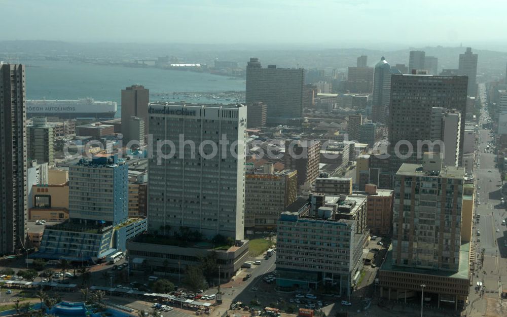 Aerial image Durban - Stadtansicht von Durban in der Provinz KwaZulu-Natal von Südafrika, einem Austragungsort der Fußball- Weltmeisterschaft 2010. Cityscape from Durban in South Africa a venue of the 2010 FIFA World Cup.