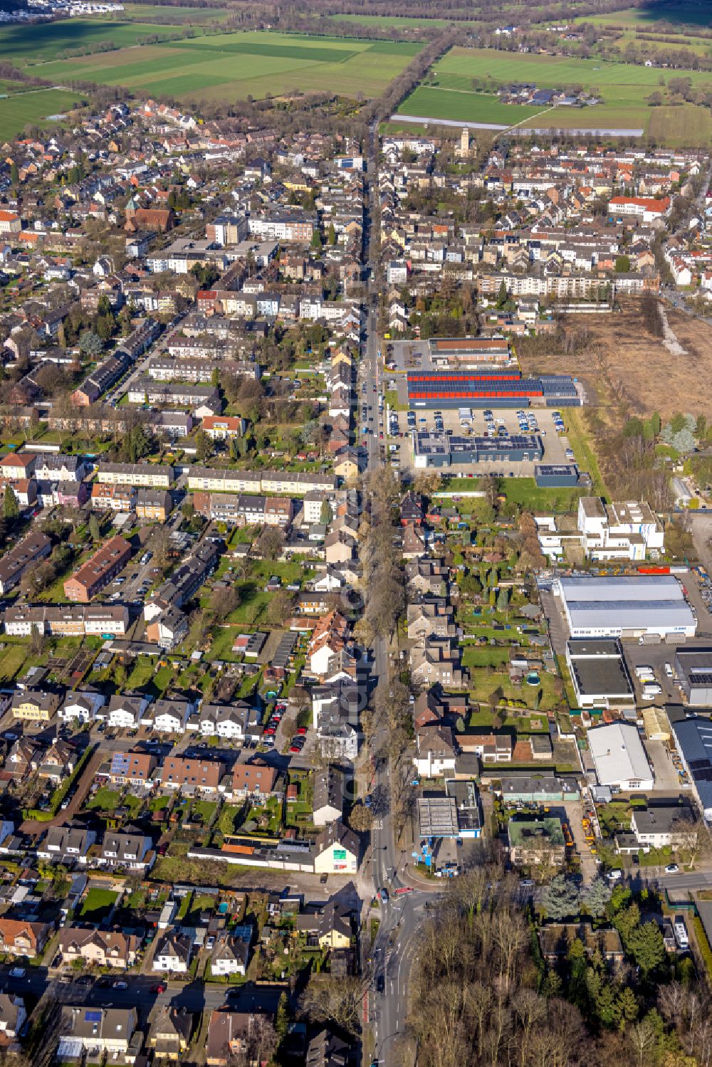 Aerial image Gelsenkirchen - City view along the Ewaldstrasse in the district of Resse in Gelsenkirchen in the Ruhr area in the state North Rhine-Westphalia, Germany