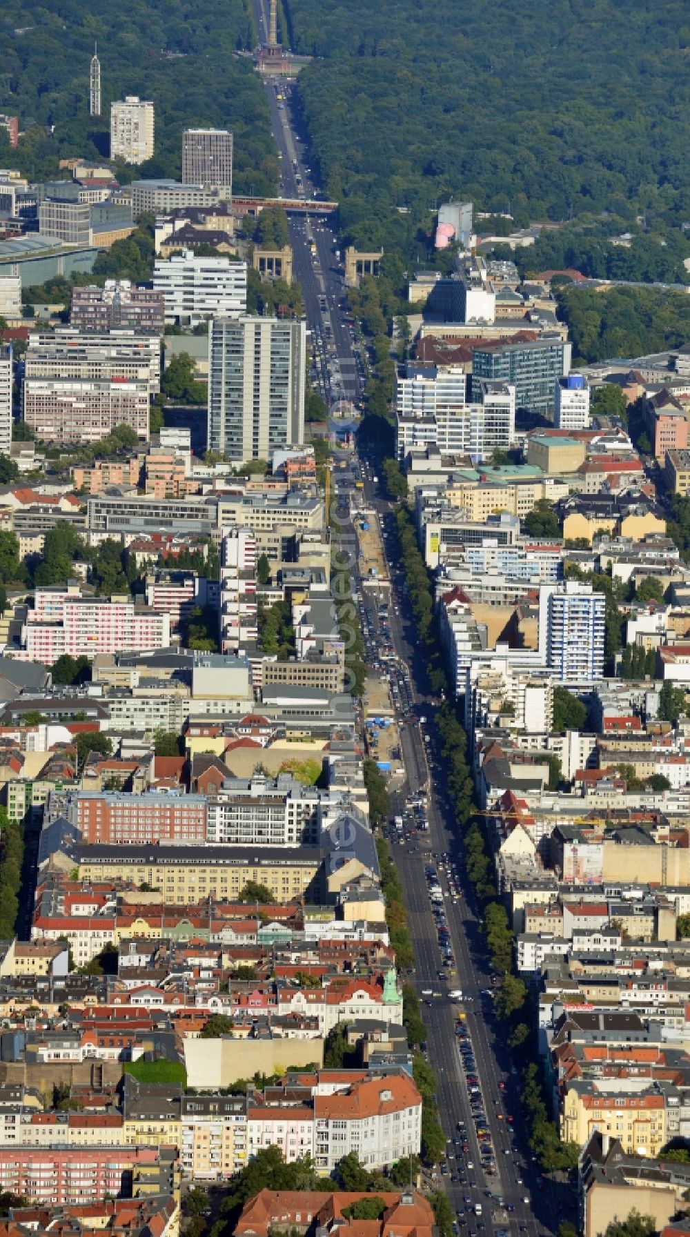 Berlin from above - Cityscape along the Heerstraße , Kaiserdamm and 17th Street June in Berlin Charlottenburg and Tiergarten