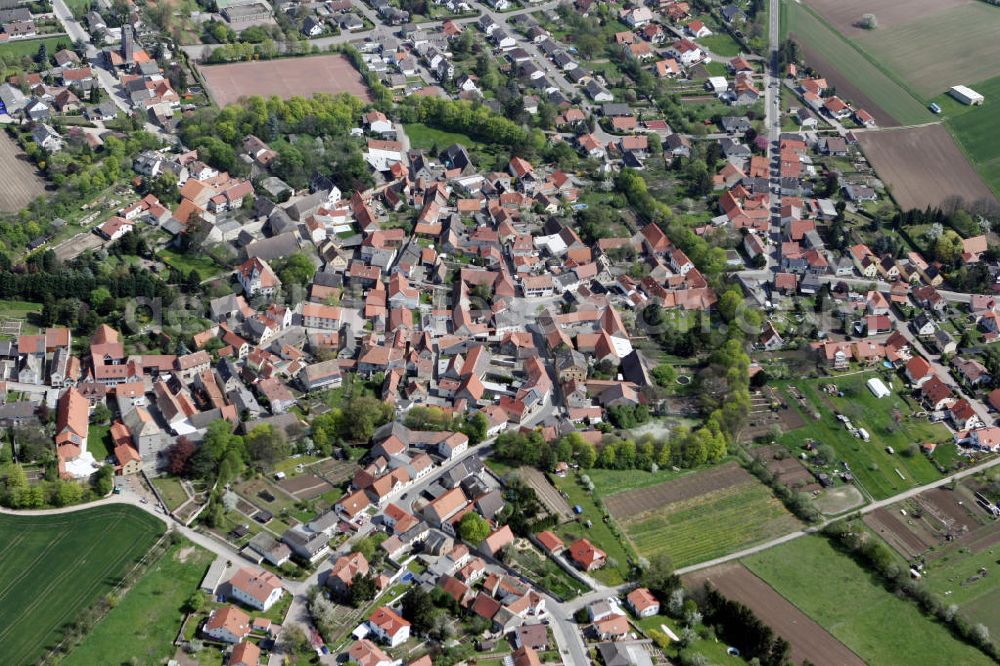 Aerial photograph Eppelsheim - Blick auf das Zentrum der Ortsgemeinde Eppelsheim im Landkreis Alzey-Worms in Rheinland-Pfalz. View to the center of the village Eppelsheim in the administrative district Alzey-Worms in Rhineland-Palatinate.