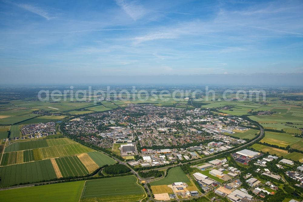 Aerial photograph Erkelenz - Cityscape of Erkelenz in North Rhine-Westphalia