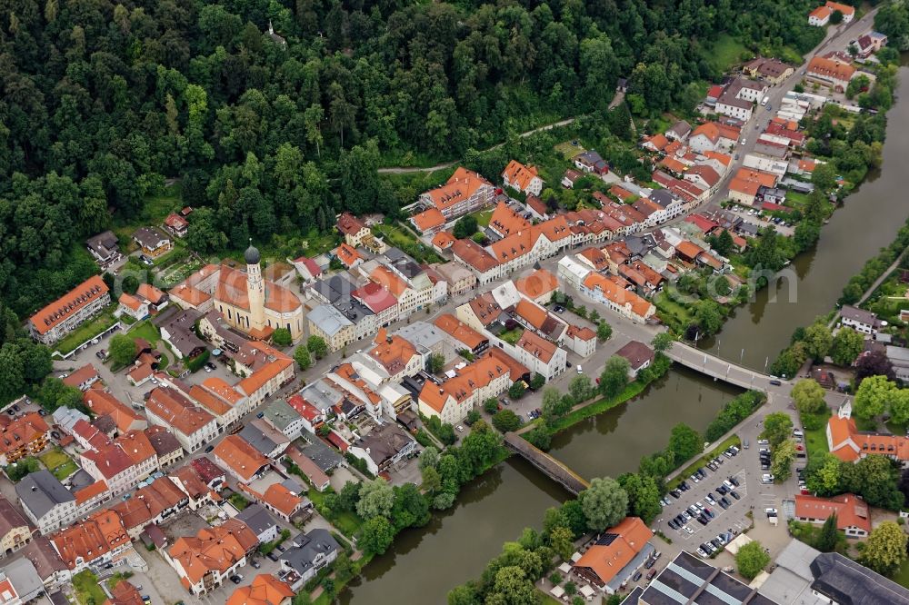 Wolfratshausen from the bird's eye view: City view of Wolfratshausen with Isar bridges in the state Bavaria, Germany