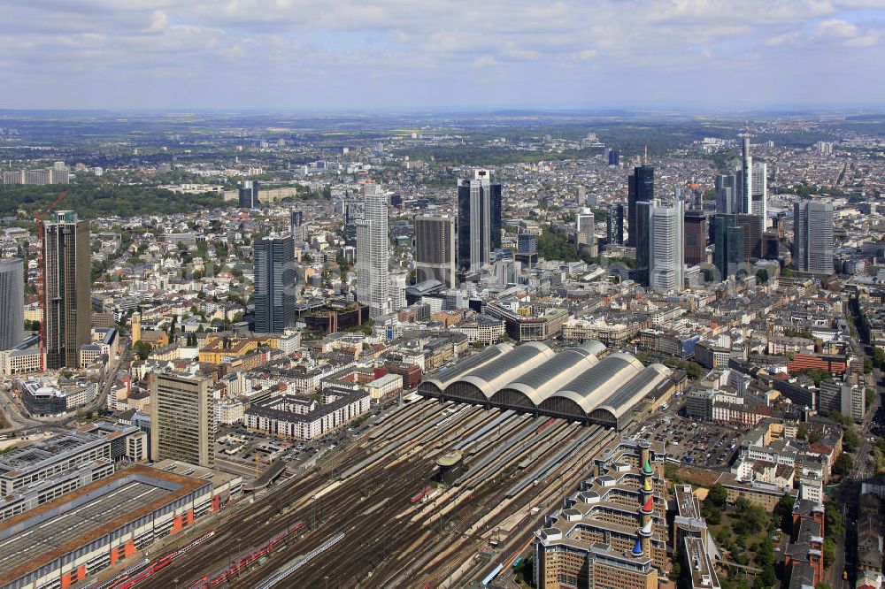 Aerial photograph Frankfurt am Main - Blick auf die Frankfurter Skyline am Main. Das Frankfurter Banken-, und Bürohauszentrum reiht die Mainmetropole in die Liste typische europäischer Hochhausstädte ein. View of the Frankfurt am Main skyline. The Frankfurt banking, and office center joins a list of the main metropolis in the typical high-rise European citys.