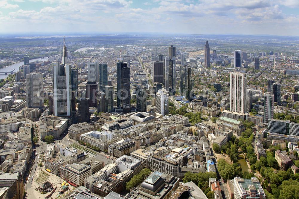 Aerial image Frankfurt am Main - Blick auf die Frankfurter Skyline am Main. Das Frankfurter Banken-, und Bürohauszentrum reiht die Mainmetropole in die Liste typische europäischer Hochhausstädte ein. View of the Frankfurt am Main skyline. The Frankfurt banking, and office center joins a list of the main metropolis in the typical high-rise European citys.