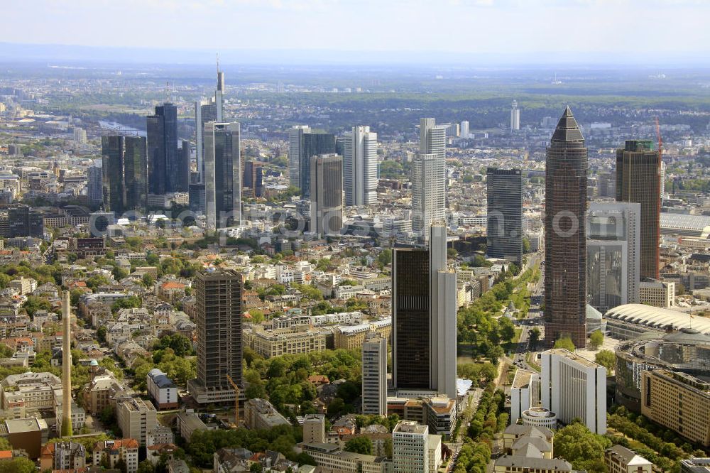 Aerial photograph Frankfurt am Main - Blick auf die Frankfurter Skyline am Main. Das Frankfurter Banken-, und Bürohauszentrum reiht die Mainmetropole in die Liste typische europäischer Hochhausstädte ein. View of the Frankfurt am Main skyline. The Frankfurt banking, and office center joins a list of the main metropolis in the typical high-rise European citys.