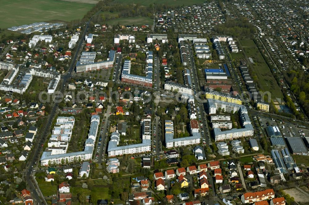 Berlin from the bird's eye view: District area in French Buchholz with a view of streets and houses to the right and left of Rosenthaler Weg in the urban area in Berlin, Germany