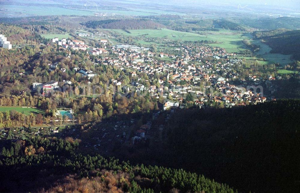 Friedrichroda / Thür. from the bird's eye view: Stadtansicht von Friedrichroda in Thüringen aus südlicher Richtung.