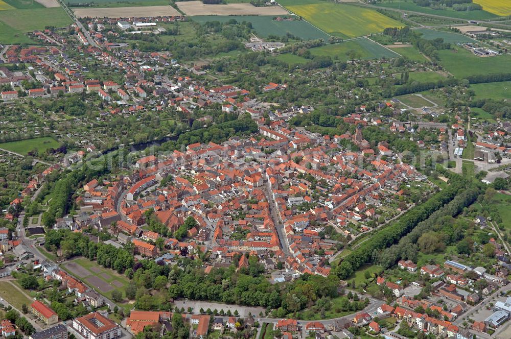 Aerial image Gardelegen - Blick über die Stadt Gardelegen in Sachsen-Anhalt. Der Ort wurde erstmals im Jahr 1190 erwähnt. Seit Mai 2008 trägt die Stadt den Namenszusatz Hansestadt. View of the City Gardelegen in Saxony-Anhalt. The town was first mentioned in 1190. Since May 2008 the city has added the name Hanseatic city.