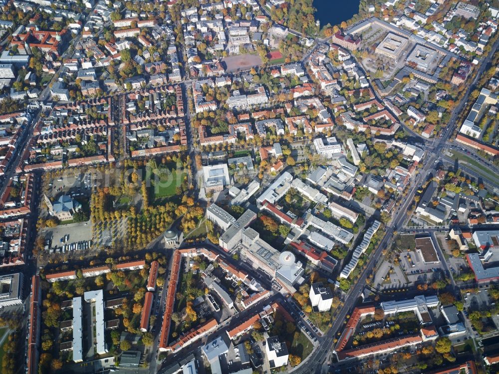 Aerial photograph Potsdam - City view of the Hospital Ernst von Bergmann between Bassinplatz an Berliner Strasse in Potsdam in the state Brandenburg