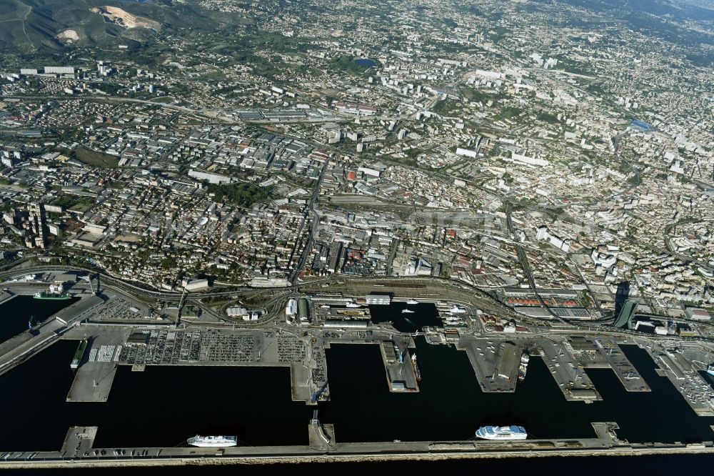 Aerial photograph Marseille - Cityscape with the Europort / Port autonome de Marseille in the Provence-Alpes-Cote d'Azur, France