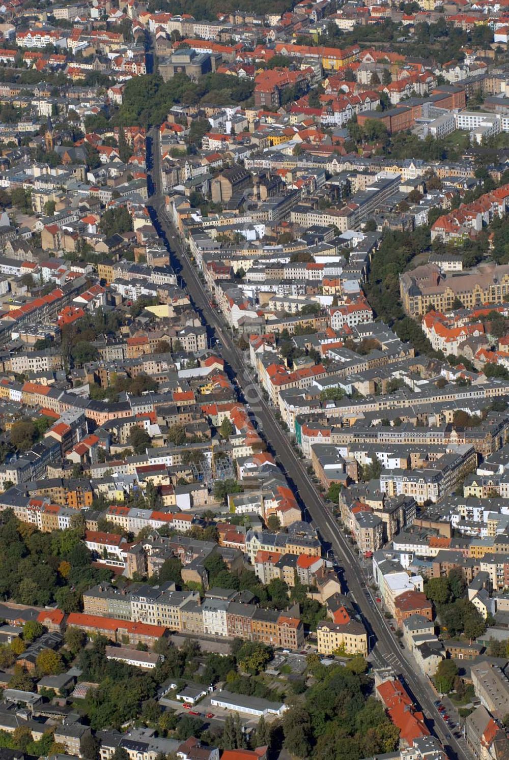 Halle from the bird's eye view: Halle 23.09.06 Blick auf die Stadt Halle an der Saale.