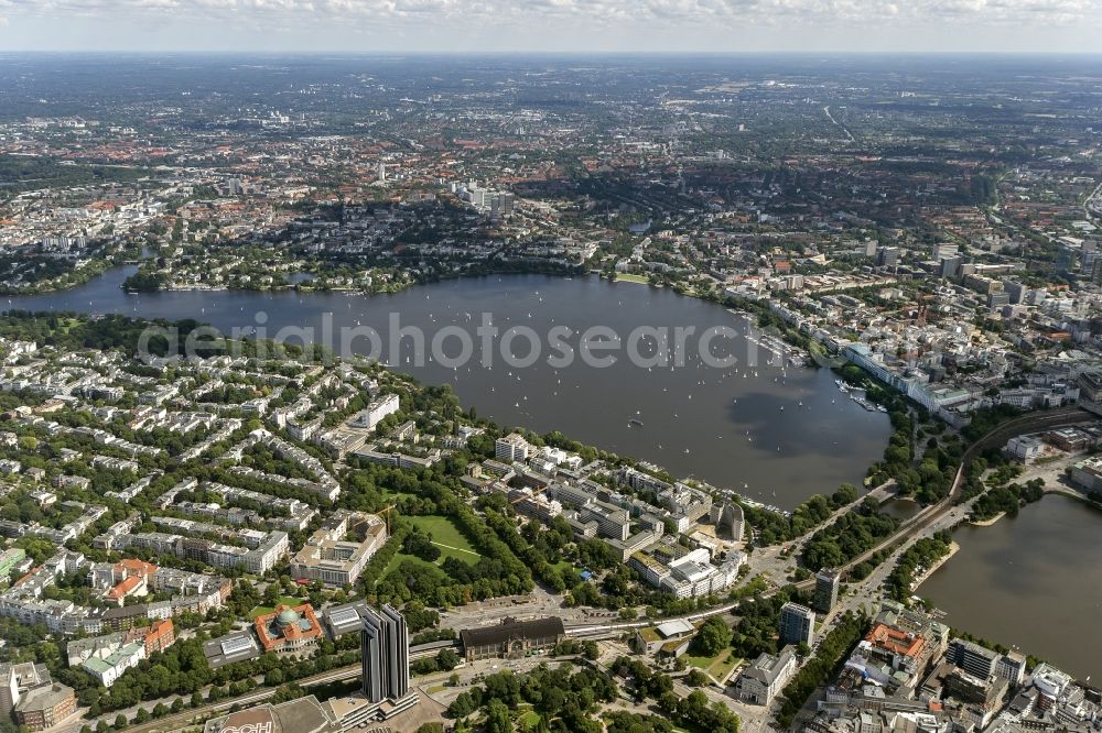 Aerial image Hamburg - City view of the Inner Alster Lake in Hamburg and the Alster in Hamburg