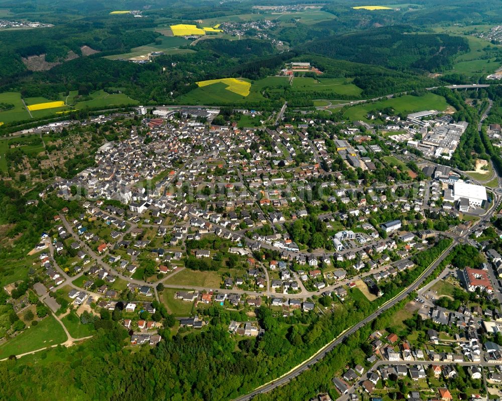 Aerial photograph Höhr-Grenzhausen - View of the town of Hoehr-Grenzhausen and Grenzau Castle in the state of Rhineland-Palatinate. The town is located in the county district of Westerwaldkreis, in the Kannenbaeckerland region. It is an official tourist resort