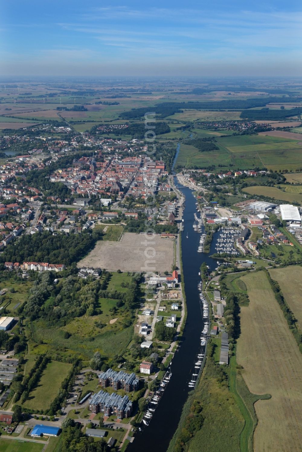 Aerial image Greifswald - City view of the historic city center of the Hanseatic city of Greifswald in Mecklenburg-Western Pomerania