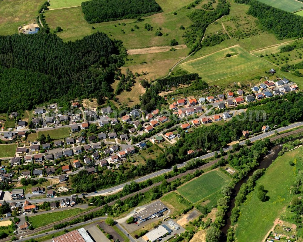 Hochstetten-Dhaun from the bird's eye view: Cityscape of High-Stetten Dhaun on the B41 in the state of Rhineland-Palatinate