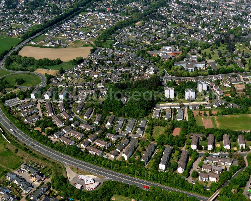 Andernach from the bird's eye view: View of downtown Andernach in the state of Rhineland-Palatinate. The town is located in the county district of Mayen-Koblenz on the left riverbank of the river Rhine. The town is characterised by industry, consists of five boroughs and districts and belongs to the oldest towns in Germany