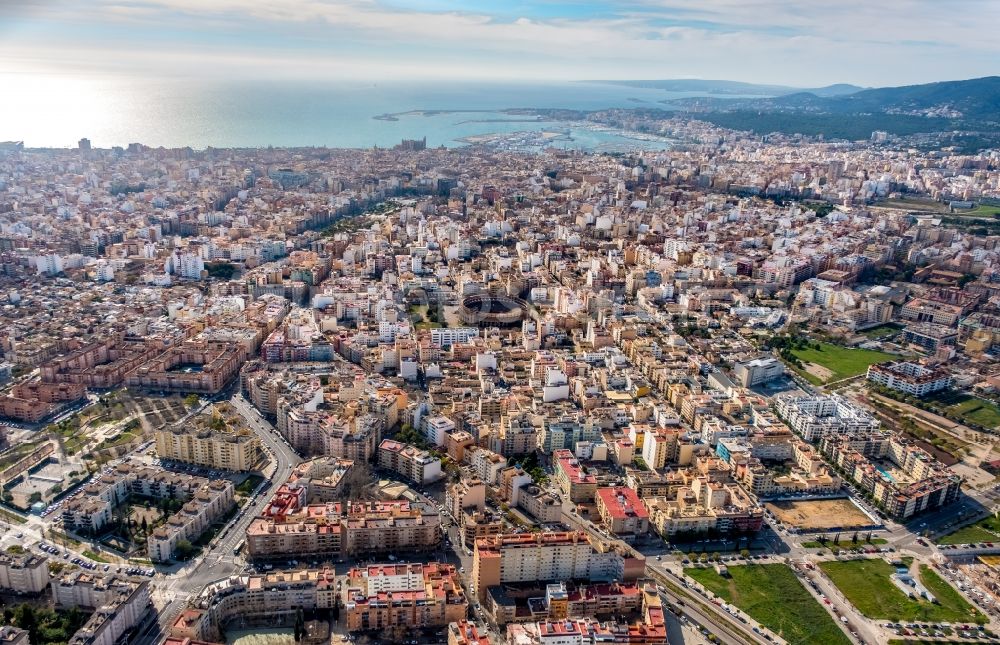 Aerial photograph Palma - City view of the city center at the seaside coastal area in Palma in Balearic island Mallorca, Spain