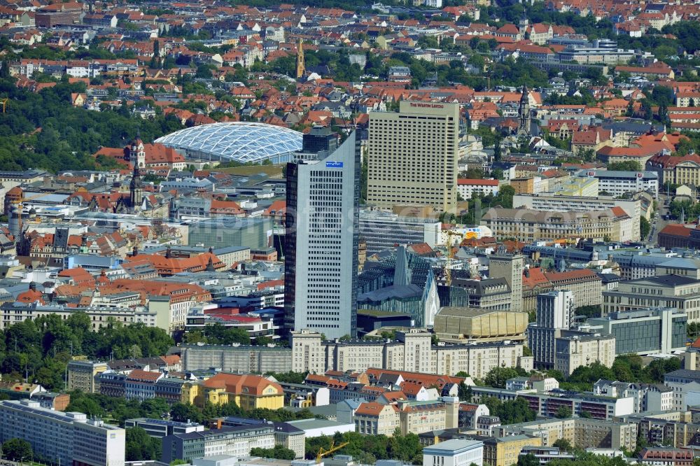 Leipzig from the bird's eye view: Cityscape of downtown area of ??the Saxon town with the old town - center on MDR tower house and the construction of the giant tropical hall 'Gondwanaland' in the Leipzig Zoo