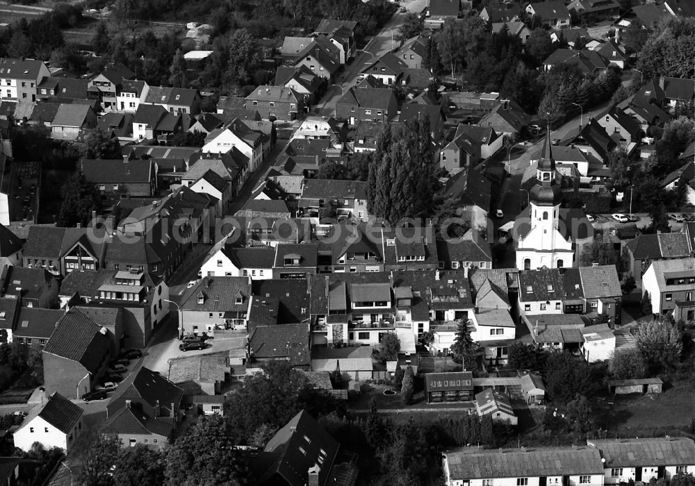 Alpen from the bird's eye view: City view of the city area of in Alpen in the state North Rhine-Westphalia, Germany