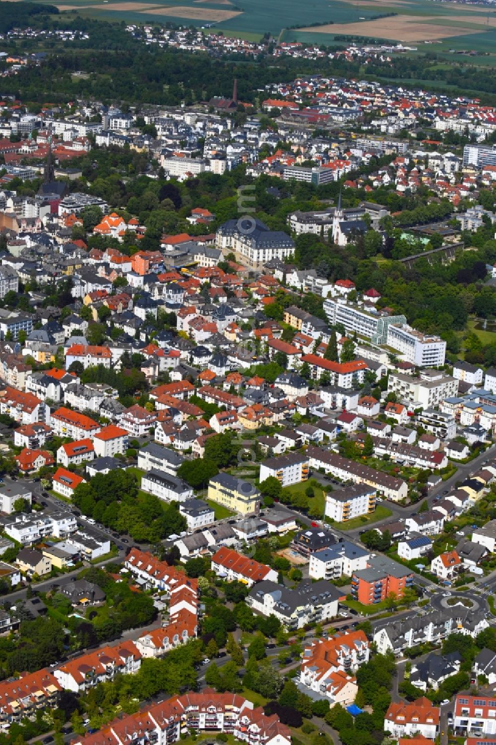 Bad Nauheim from the bird's eye view: City view on down town in Bad Nauheim in the state Hesse, Germany