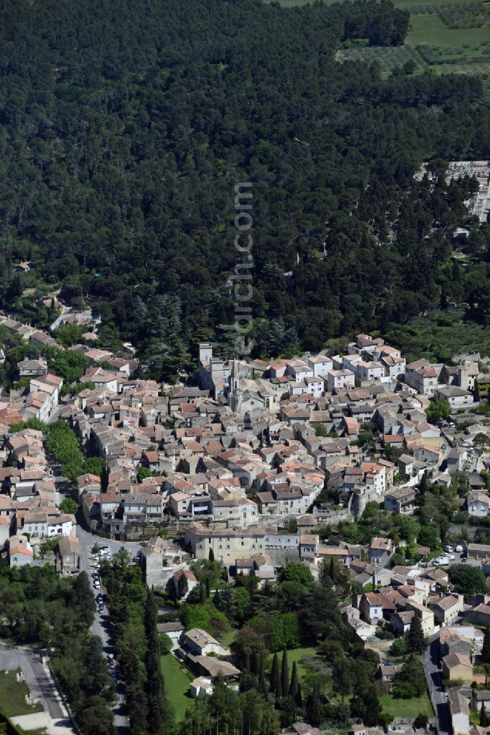 Barbentane from the bird's eye view: City view of the city area of in Barbentane in Provence-Alpes-Cote d'Azur, France