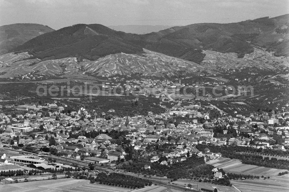 Aerial photograph Bühl - City view on down town in Buehl in the state Baden-Wuerttemberg, Germany