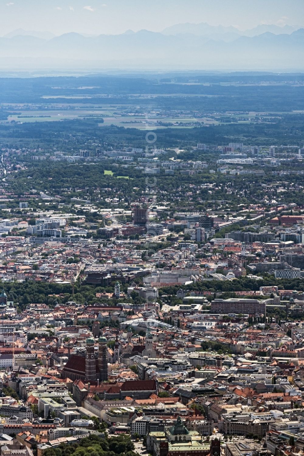 Aerial photograph München - City view on down town with Blick Richtung Sueden bei schoenem Wetter and Bergpanorama in Munich in the state Bavaria, Germany