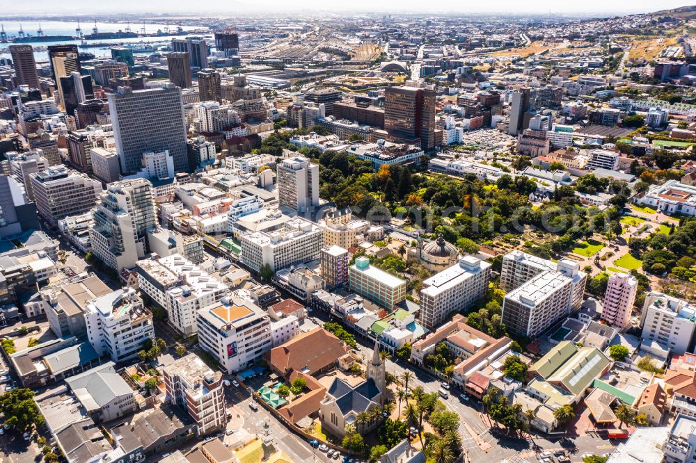 Kapstadt from above - City view on down town City Center in Cape Town in Western Cape, South Africa