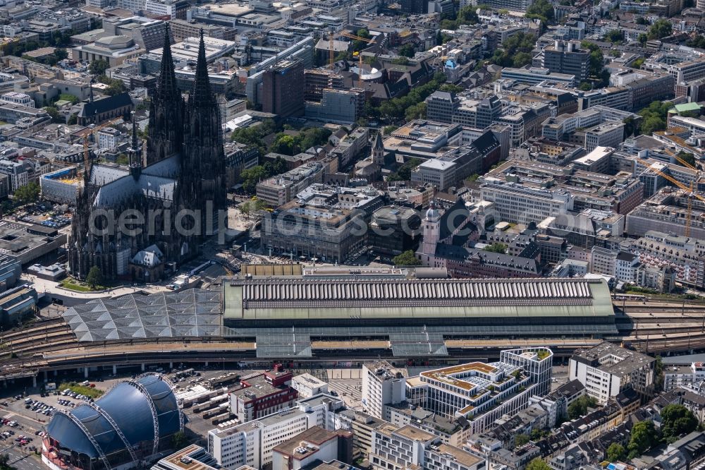 Köln from above - City view on down town with Dom and Central Station in the district Altstadt in Cologne in the state North Rhine-Westphalia, Germany