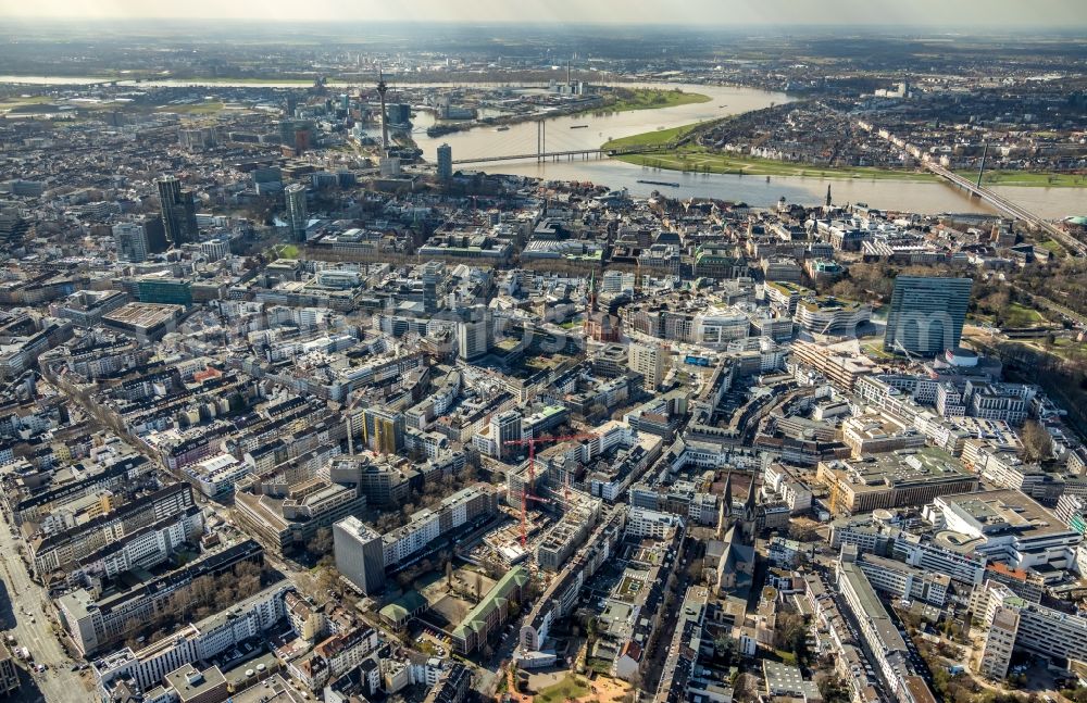 Düsseldorf from the bird's eye view: City view on down town in Duesseldorf in the state North Rhine-Westphalia, Germany