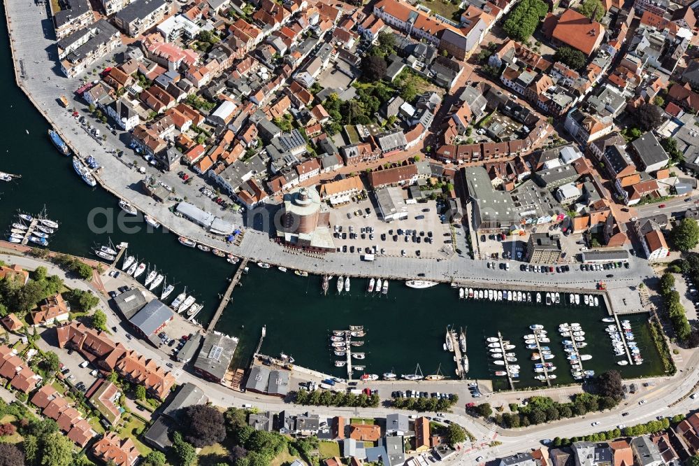 Aerial photograph Eckernförde - City view of the city area of Eckernfoerde at the coastline of the baltic sea in the state Schleswig-Holstein