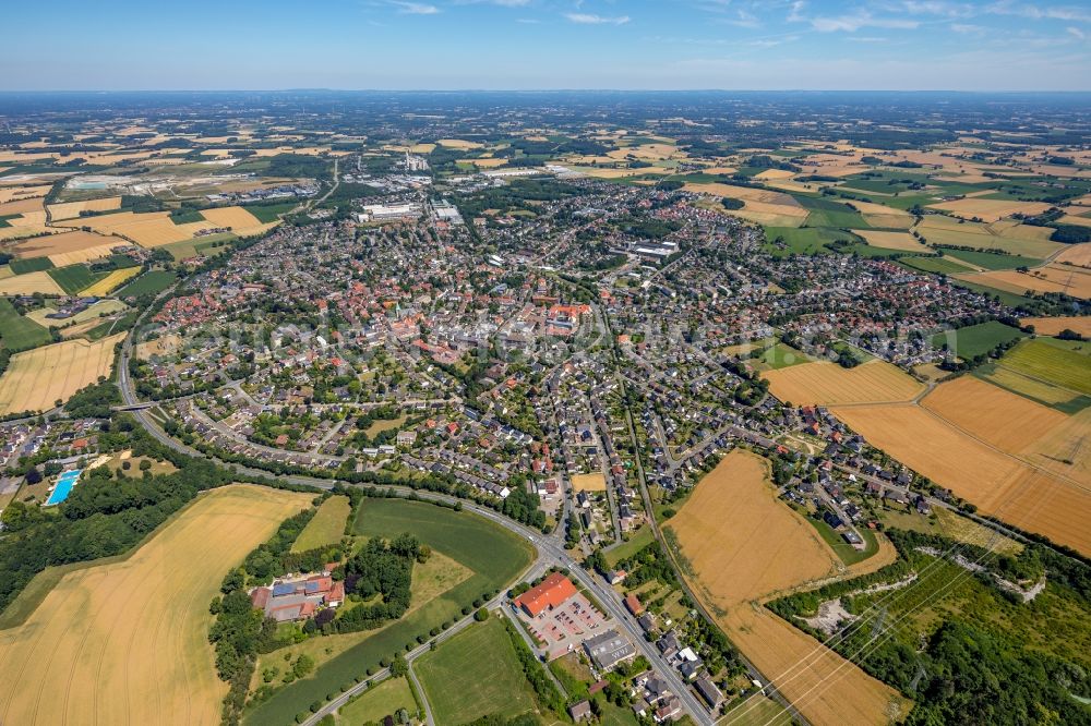 Aerial image Ennigerloh - City view of the city area of in Ennigerloh in the state North Rhine-Westphalia, Germany