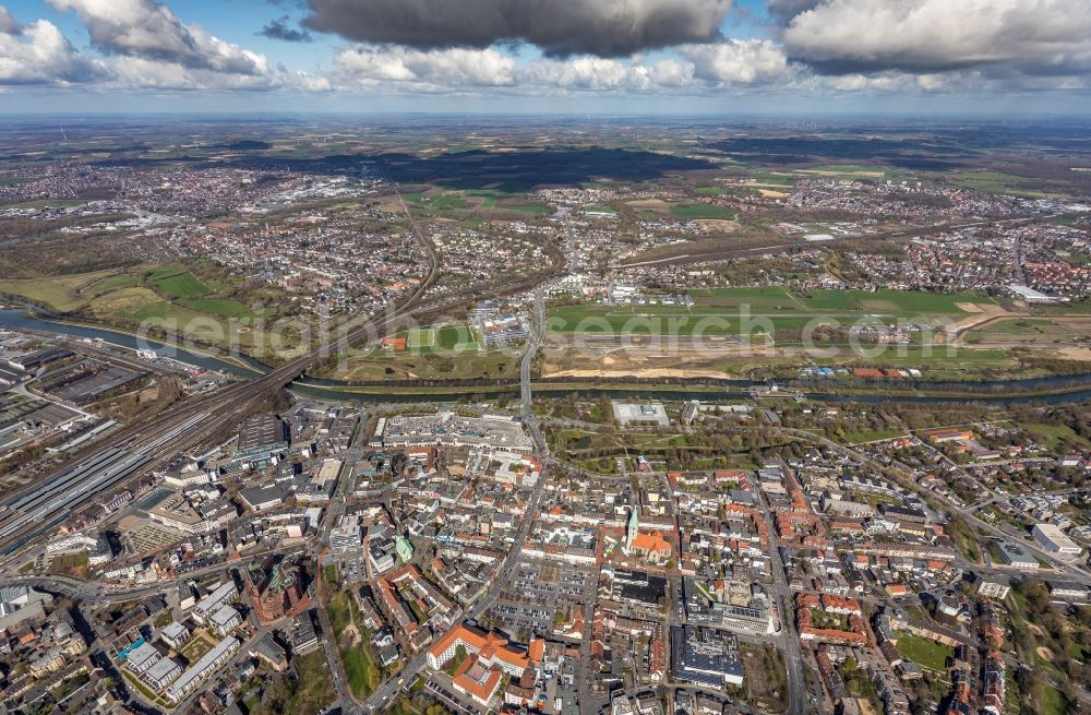 Hamm from above - City view on down town along the B63 in Hamm at Ruhrgebiet in the state North Rhine-Westphalia, Germany