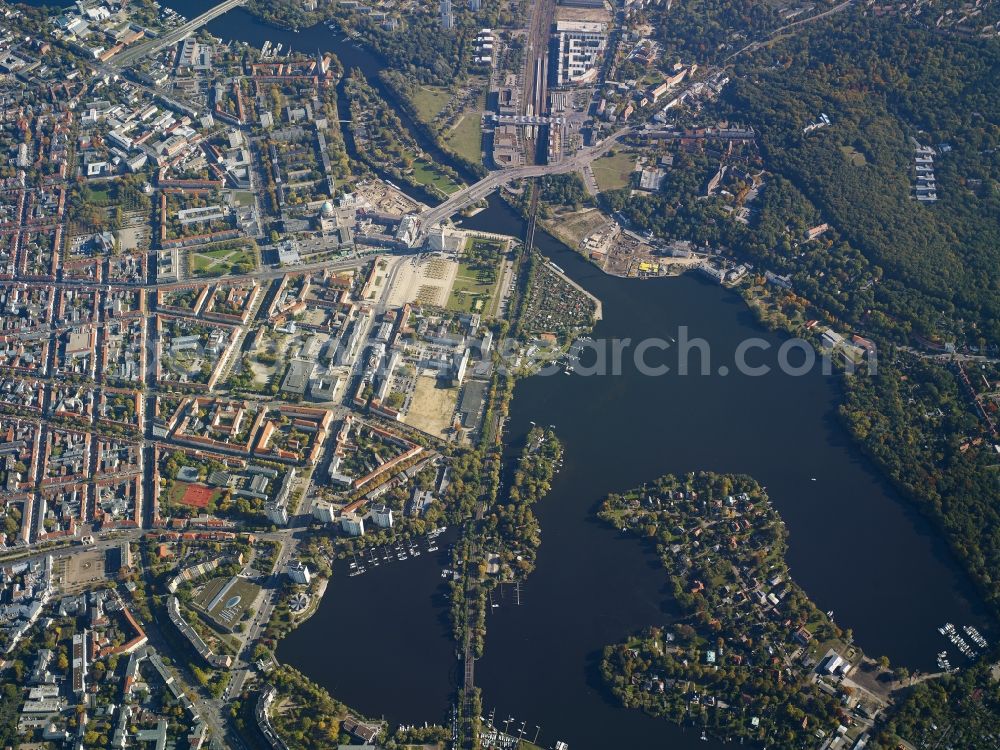 Aerial image Potsdam - City view of the inner-city area at the river Havel near the Neustaedter Havelbucht in Potsdam in the state Brandenburg