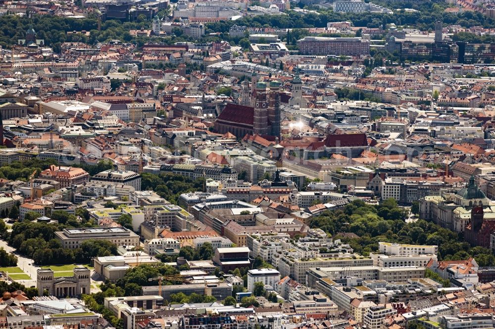 Aerial photograph München - City view on down town on Frauenkirche in Munich in the state Bavaria, Germany