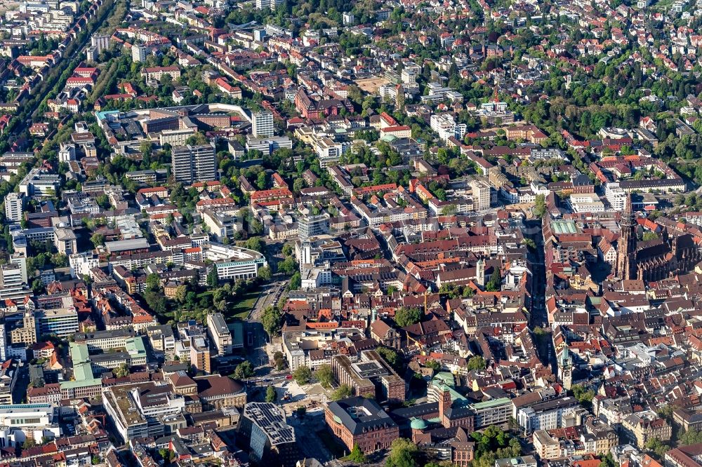 Aerial photograph Freiburg im Breisgau - City view of the city area of in Freiburg im Breisgau in the state Baden-Wuerttemberg