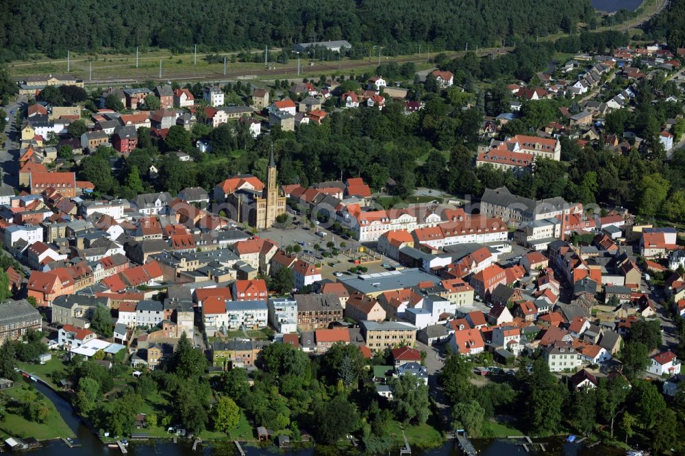 Aerial photograph Fürstenberg/Havel - City view of the inner-city area of in Fuerstenberg/Havel in the state Brandenburg. Also shown the Stadtkirche