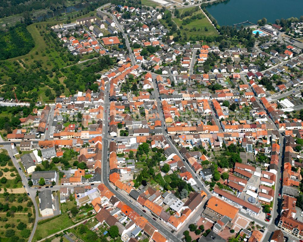 Aerial image Huttenheim - City view on down town in Huttenheim in the state Baden-Wuerttemberg, Germany