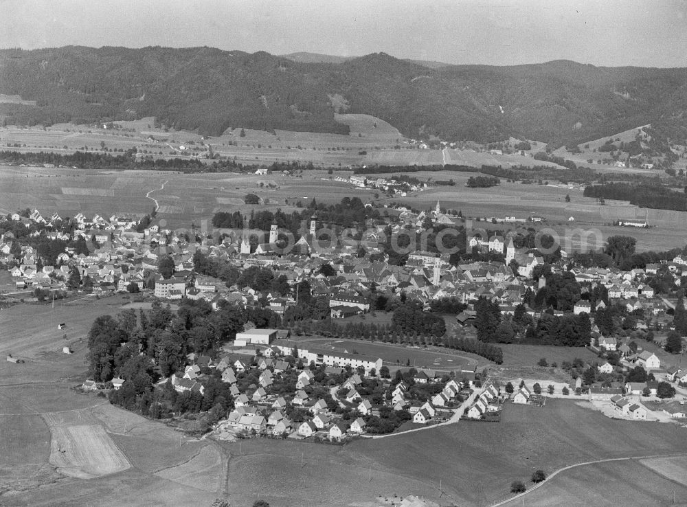 Aerial photograph Isny im Allgäu - City view on down town in Isny im Allgaeu in the state Baden-Wuerttemberg, Germany