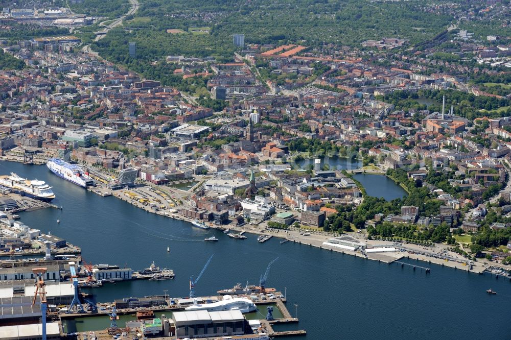 Kiel from the bird's eye view: City view of the city area of in Kiel in the state Schleswig-Holstein