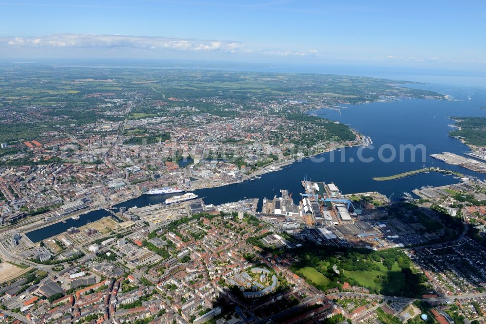 Aerial image Kiel - City view of the city area of in Kiel in the state Schleswig-Holstein