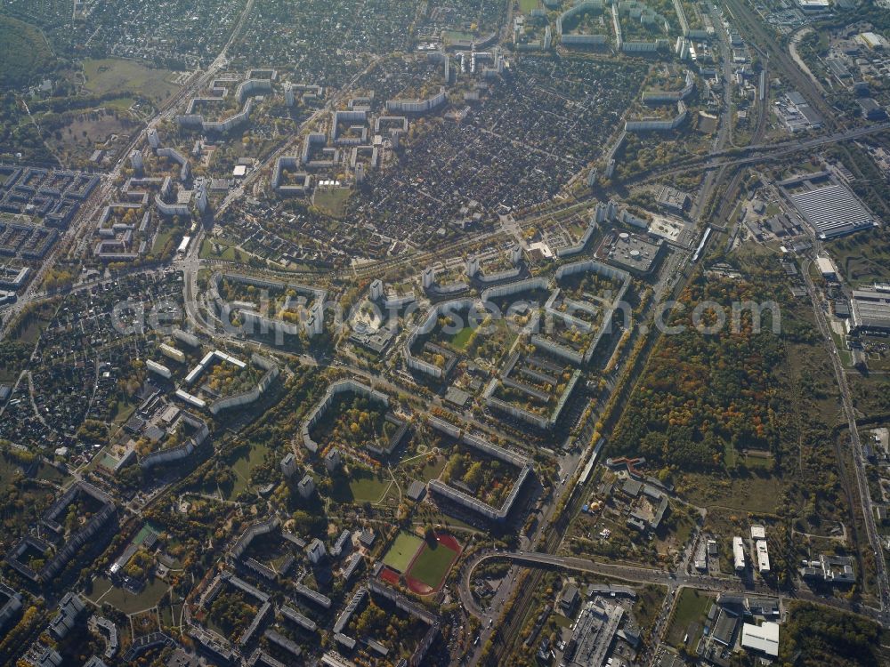 Berlin from the bird's eye view: City view of the inner-city area of the Crossroads Landsberger Allee und Maerkische Allee in Berlin in Germany