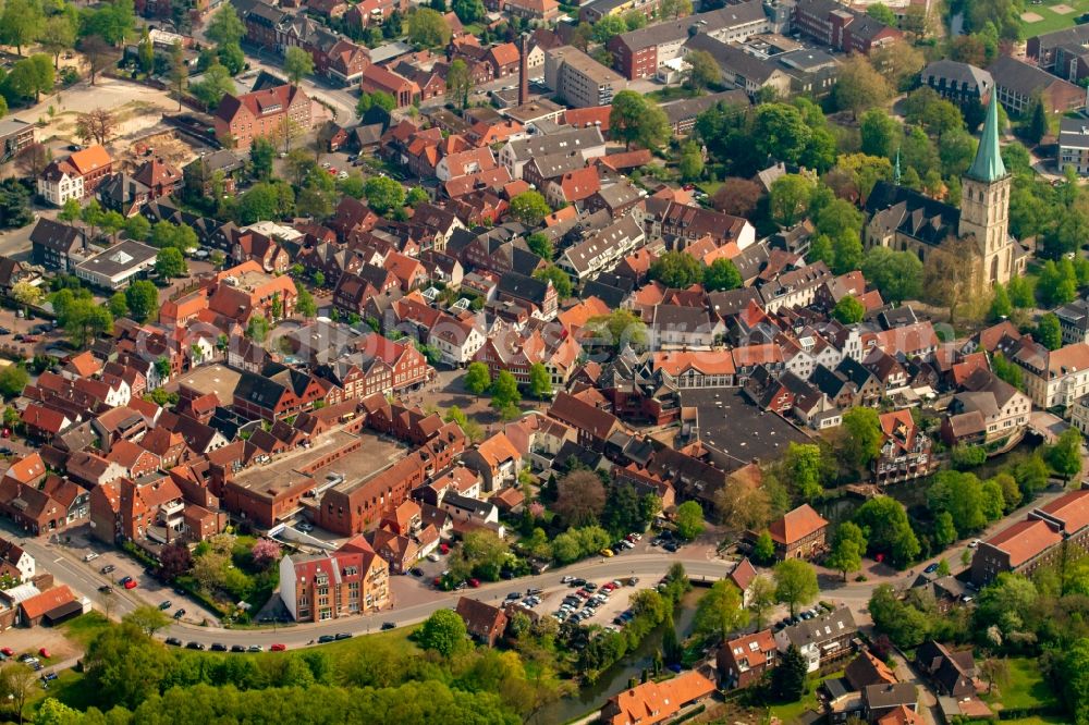 Aerial photograph Lüdinghausen - City view of the inner city area of Ludinghausen with St. Felizitas Church in the state North Rhine-Westphalia, Germany