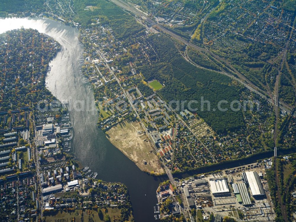 Aerial photograph Berlin - City view of the inner-city area at the mouth of the Teltowkanal to the Dahme in Berlin in Germany