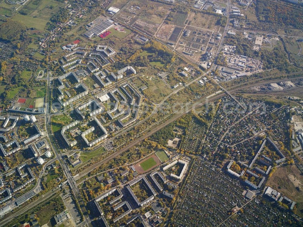 Aerial image Berlin - City view of the inner-city area at the housing Aera at the trainstation Berlin-Hohenschoenhausen in Berlin in Germany