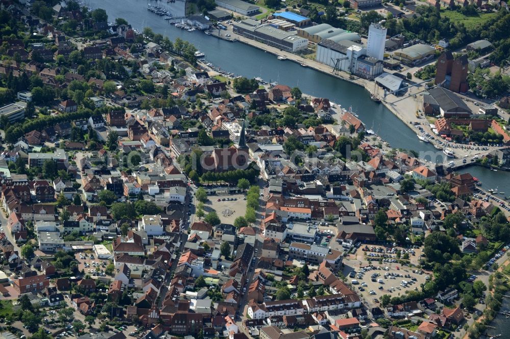 Neustadt in Holstein from the bird's eye view: City view of the inner-city area of in Neustadt in Holstein in the state Schleswig-Holstein