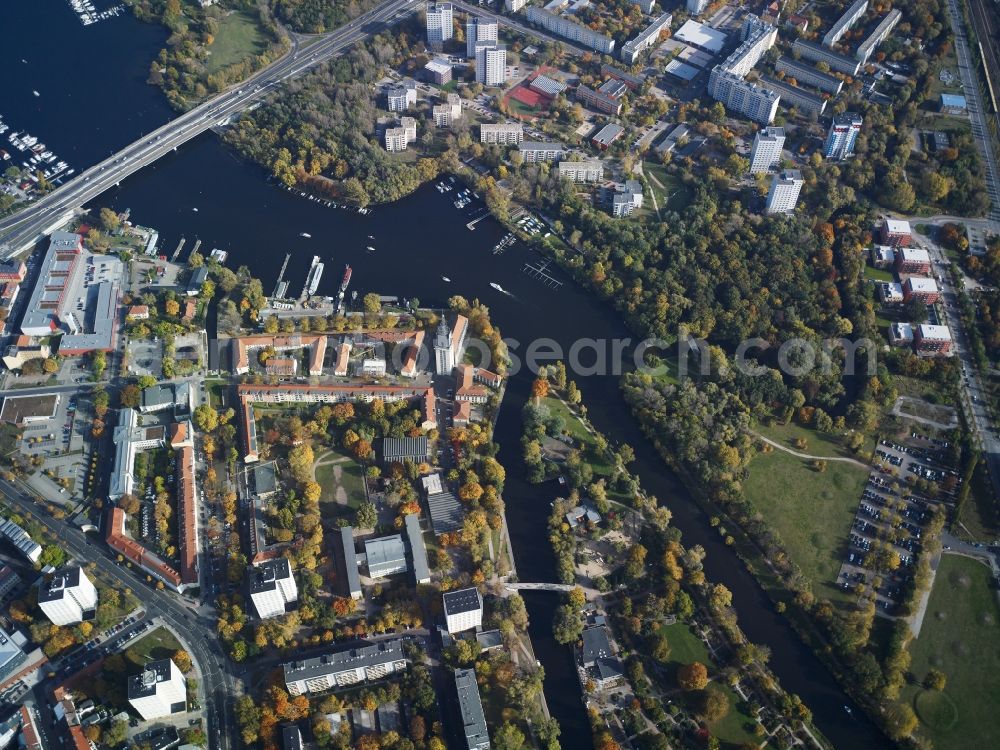 Aerial image Potsdam - City view of the inner-city area of the Northern city center with crossroad between Friedrich-Ebert-Strasse and Am Kanal in Potsdam in the state Brandenburg