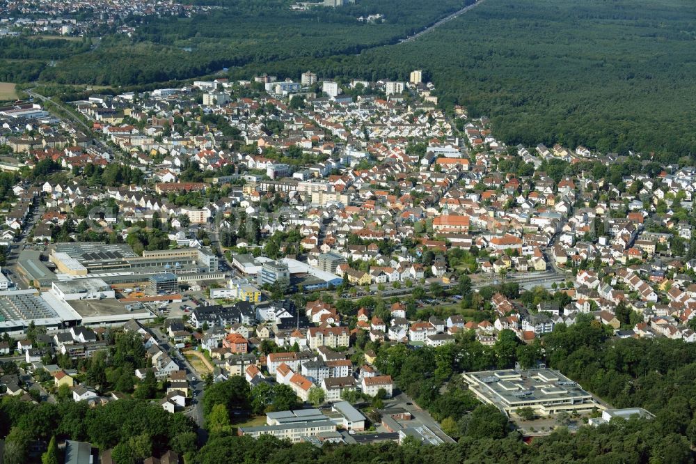 Aerial image Obertshausen - City view of the inner-city area of in Obertshausen in the state Hesse