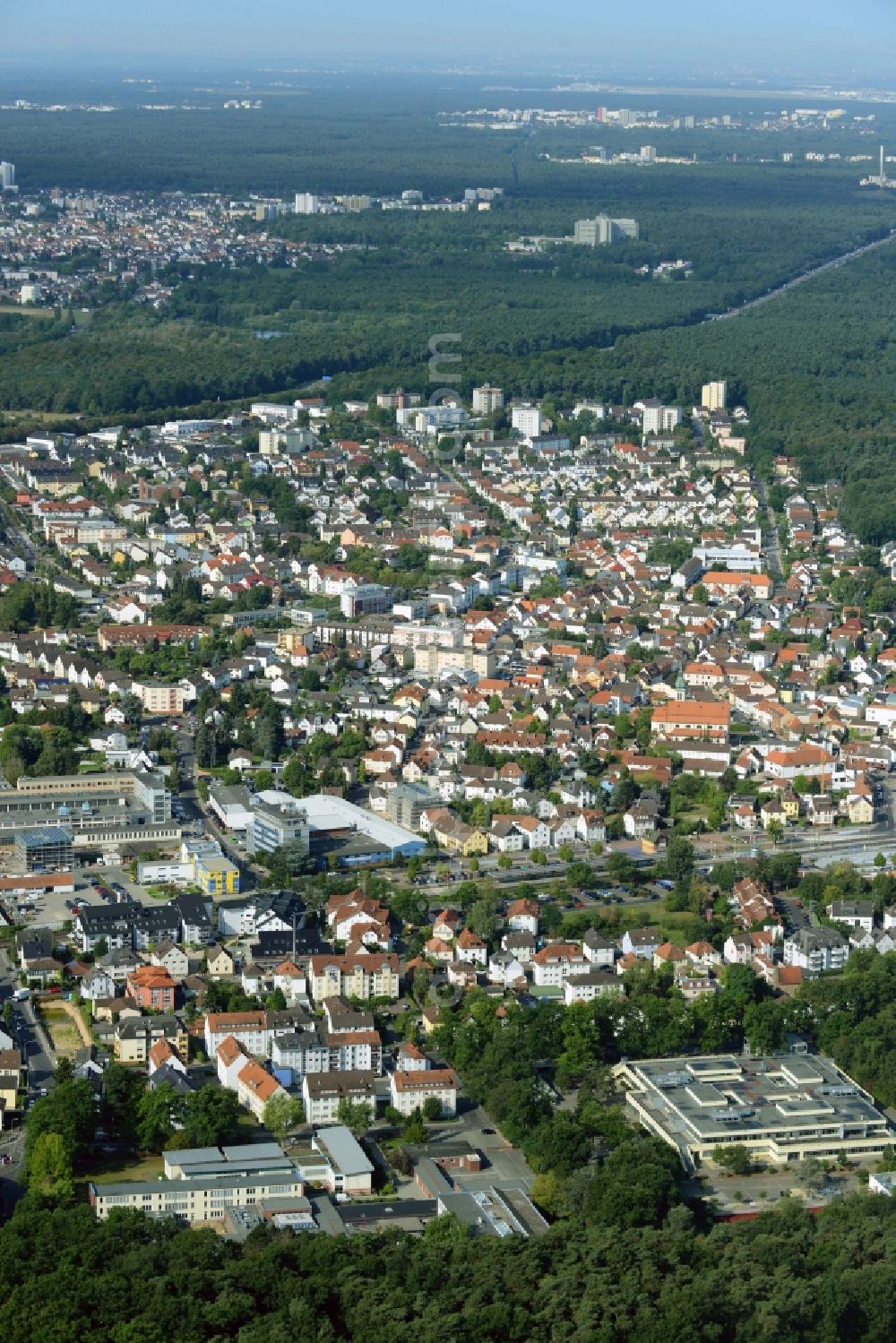 Aerial photograph Obertshausen - City view of the inner-city area of in Obertshausen in the state Hesse