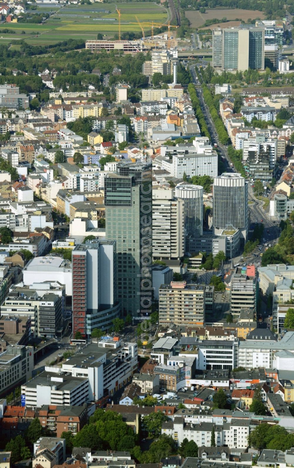 Aerial image Offenbach am Main - City view of the inner-city area of in Offenbach am Main in the state Hesse